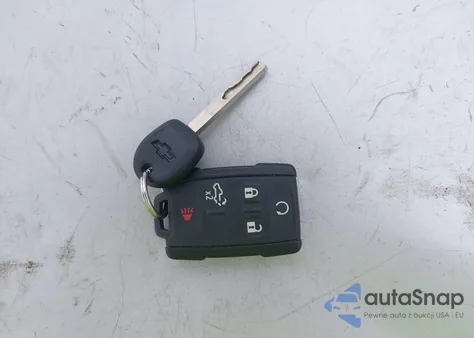 2020 Chevrolet Silverado 1500 4Wd Short Bed Custom z USA, uszkodzony, nr VIN 1GCUYBEF5LZ143559